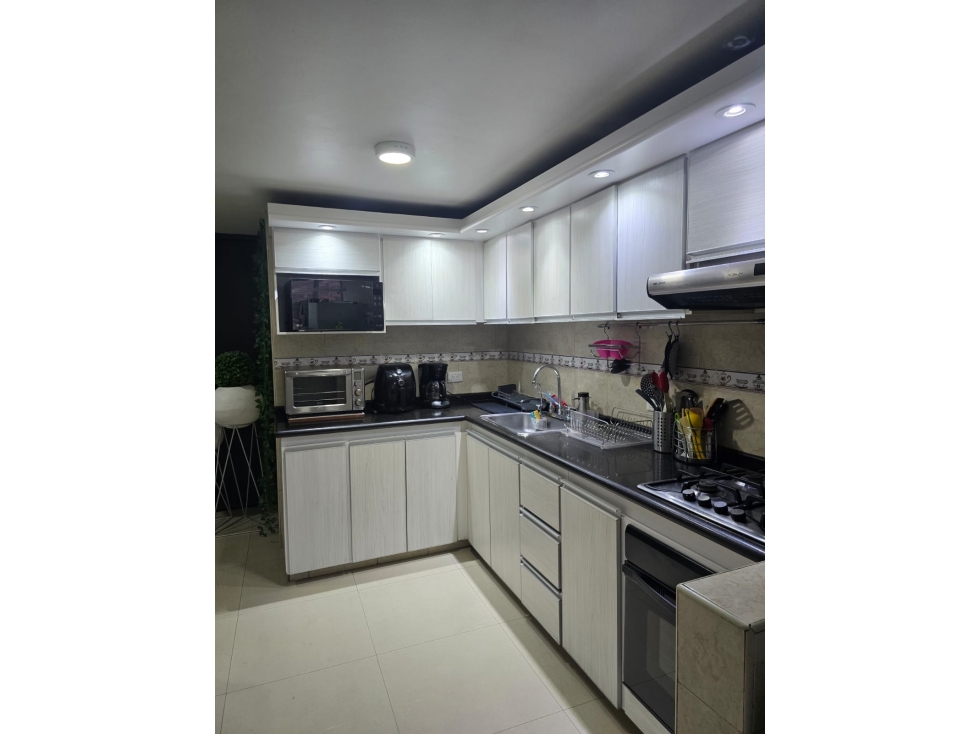 Ofrezco ARRIENDO AMOBLADO/SIN AMOBLAR APTO CHICO RESERVADO — foto 3
