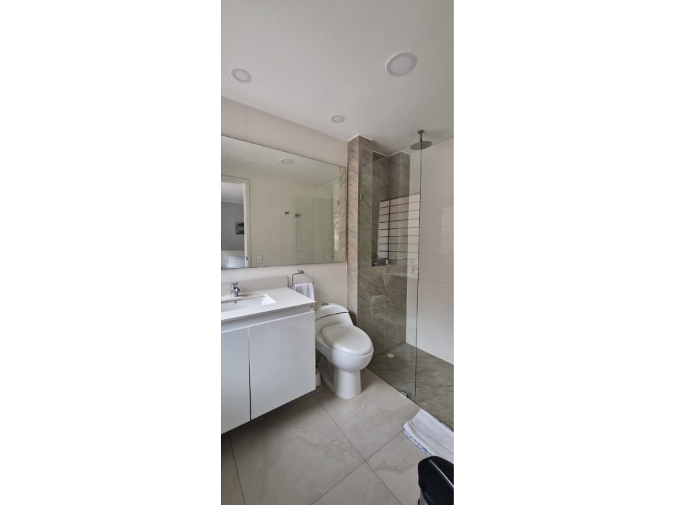 VENTA APARTAESTUDIO EN LA CAROLINA, — foto 3