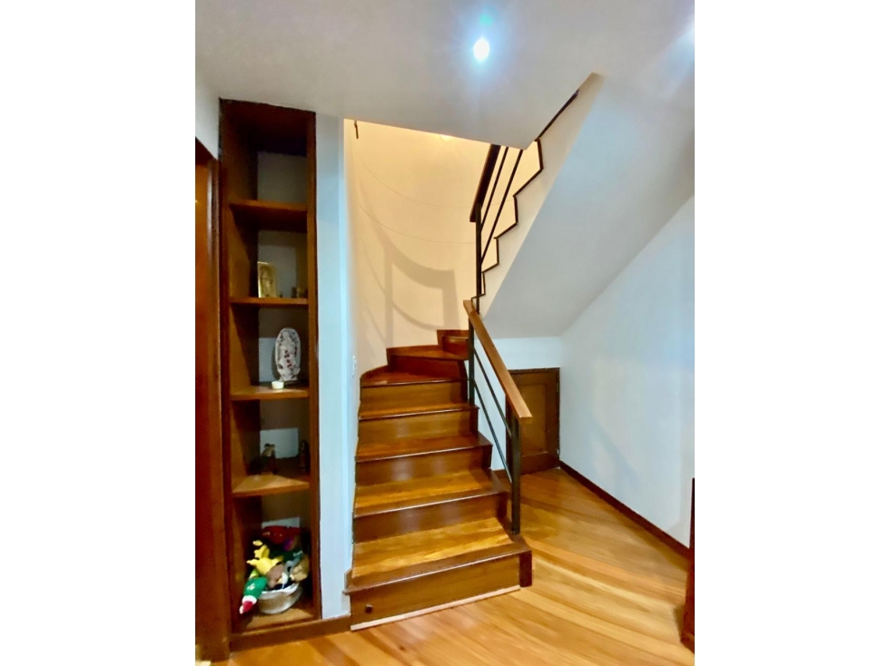 ARRIENDO APARTAMENTO DUPLEX INVERTIDO BELLA SUIZA, — foto 4