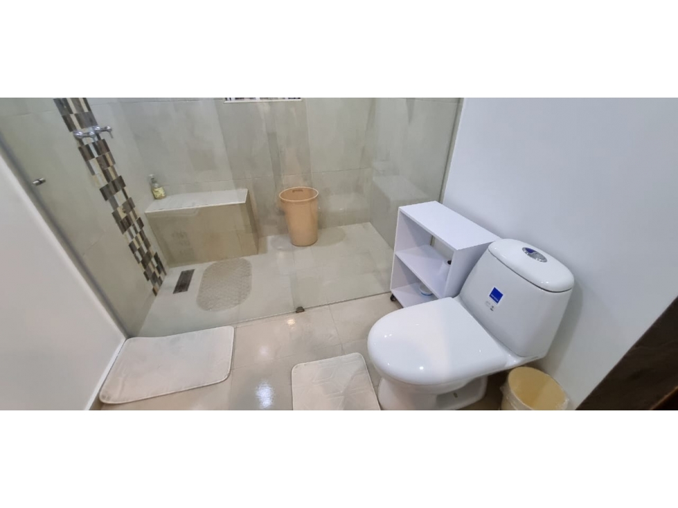 Ofrezco VENTA Apartamento, SANTA BARBARA UNICENTRO BUGANVILLA — foto 2