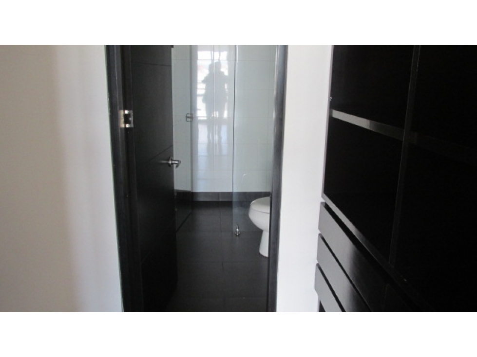 OFERTA VENTA y RENTANDO APARTAMENTO SANTA BARBARA UNICENTRO — foto 5