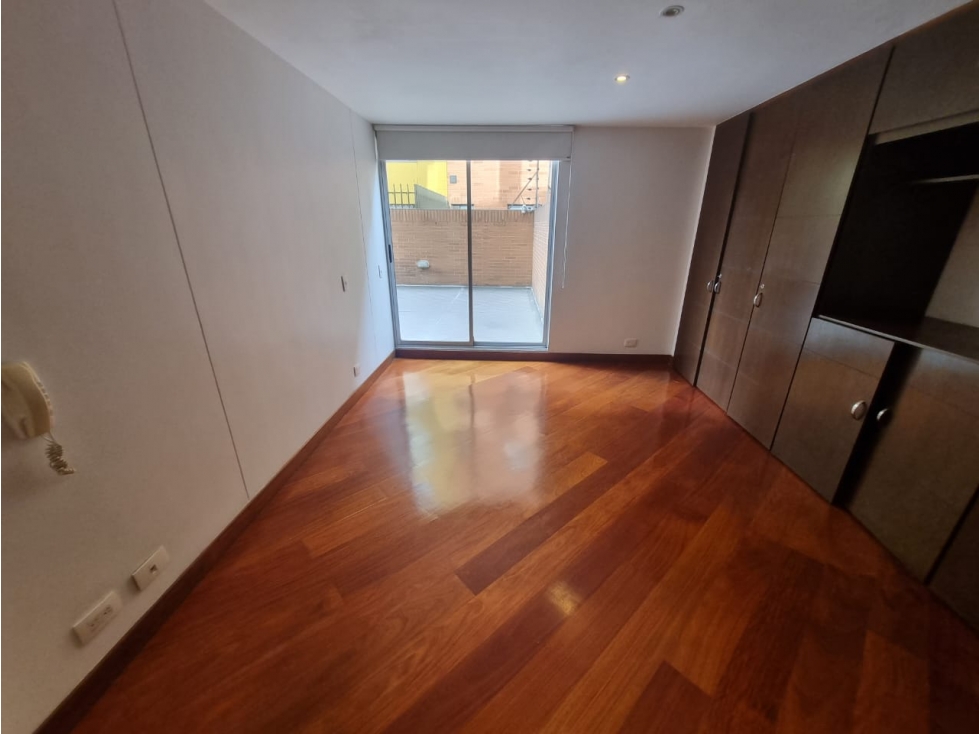 VENTA APARTAMENTO SANTA PAULA CON TERRAZOTA — foto 5
