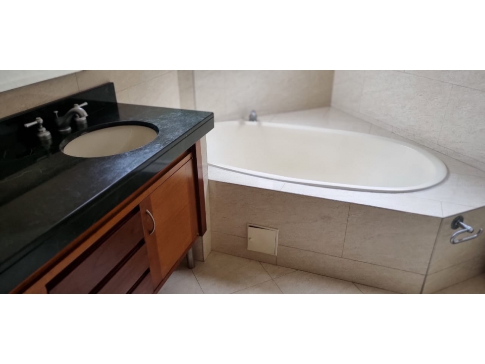 VENTA / ARRIENDO APARTAMENTO ROSALES ABAJO CIRCUNVALAR — foto 6