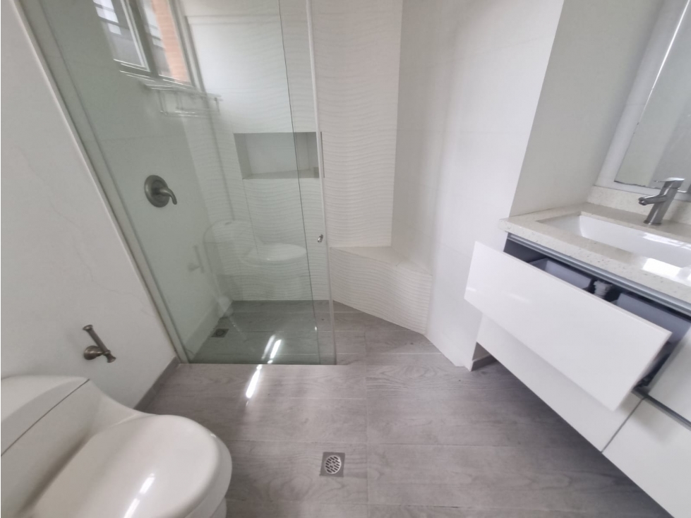 VENTA/ARRIENDO APARTAMENTO SANTA PAULA REMODELADO — foto 6