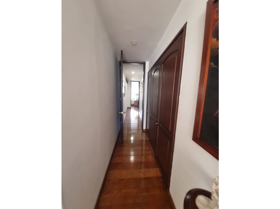 VENTA/ ARRIENDO REMODELADO APTO CHICO RESERVADO, — foto 6