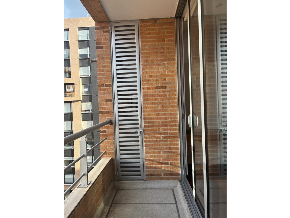 ARRIENDO AMOBLADO UNICAMENTE Apartaestudio CHICO BAJO — foto 6