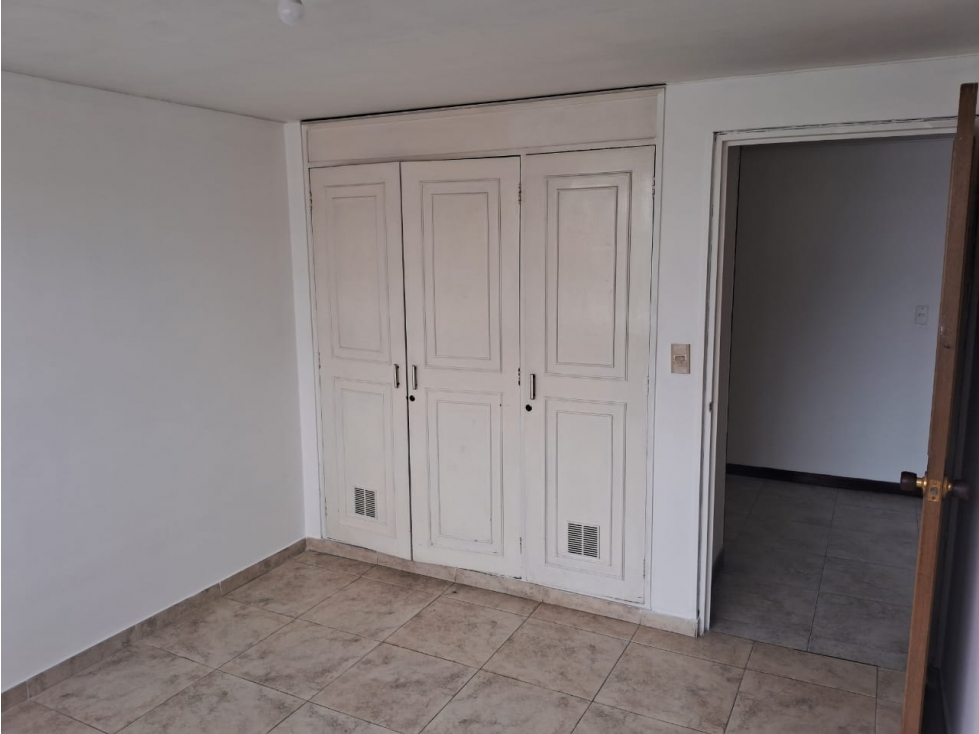 VENTA APARTAMENTO ALHAMBRA, 96 Mts — foto 6