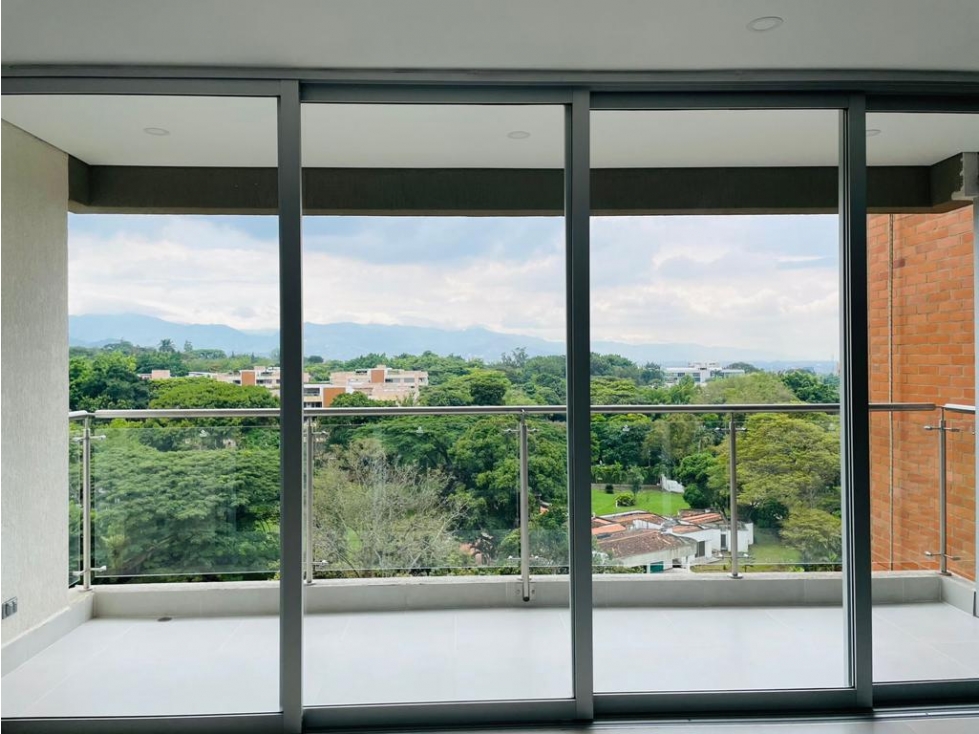 APARTAMENTO CON HERMOSA VISTA A LOS FARALLONES, PANCE Y A LA CIUDAD — foto 2