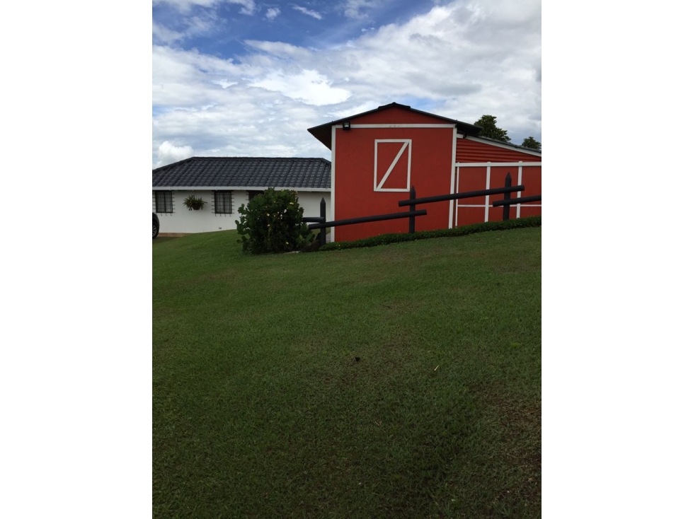 LOTE EN LA HOLANDA CALIMA CON CASA - 1