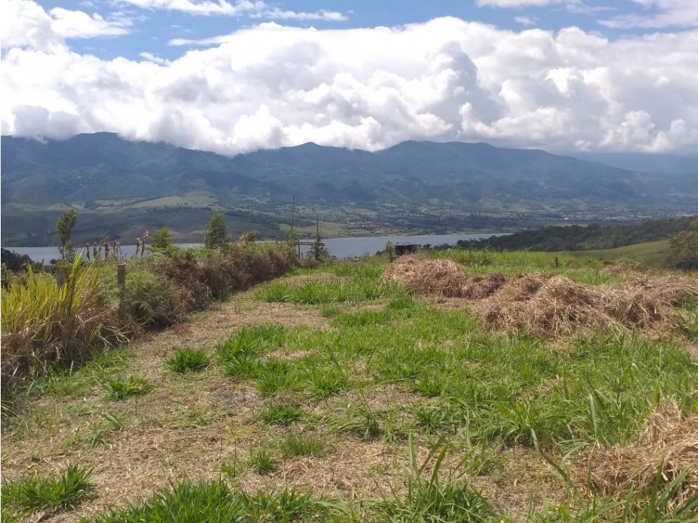 LOTE EN CALIMA VISTA AL LAGO - 2