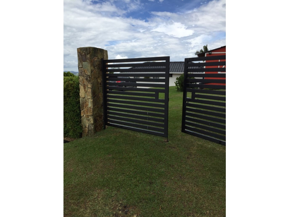 LOTE EN LA HOLANDA CALIMA CON CASA - 2