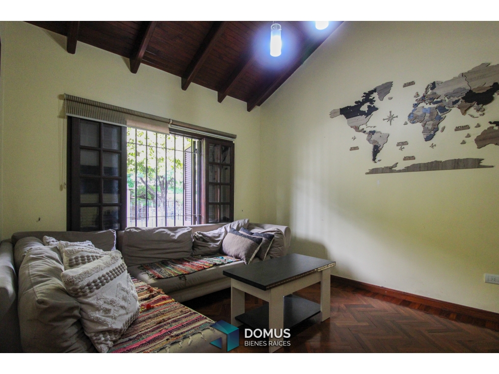 VENTA CASA AV. URUGUAY - 4