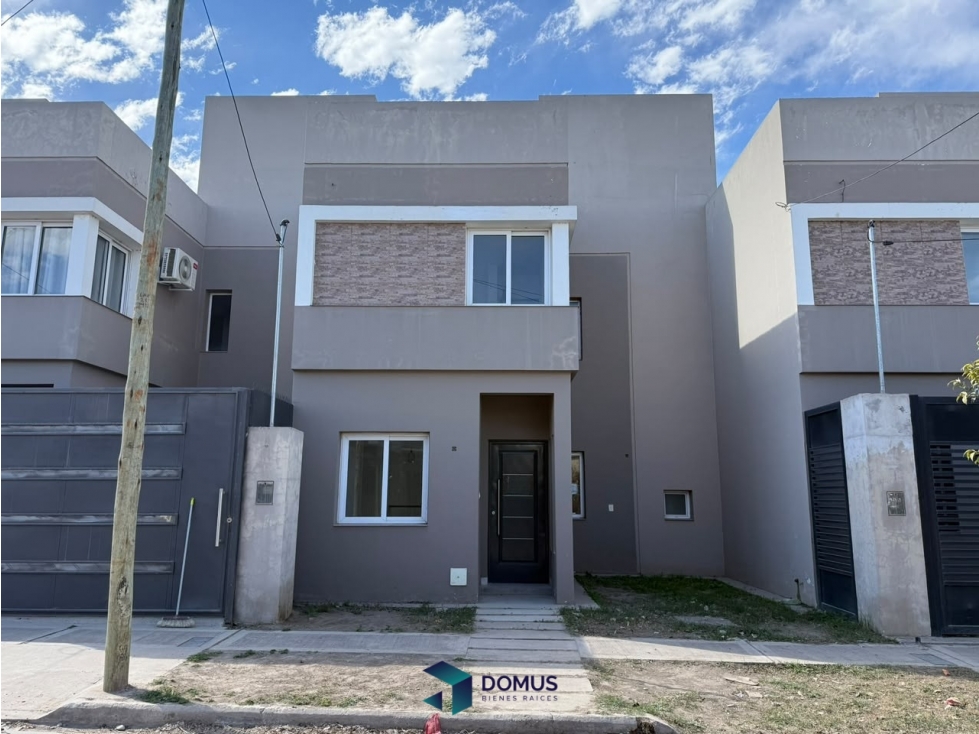 VENTA DUPLEX BARRIO ESTACION ALVARADO - 1