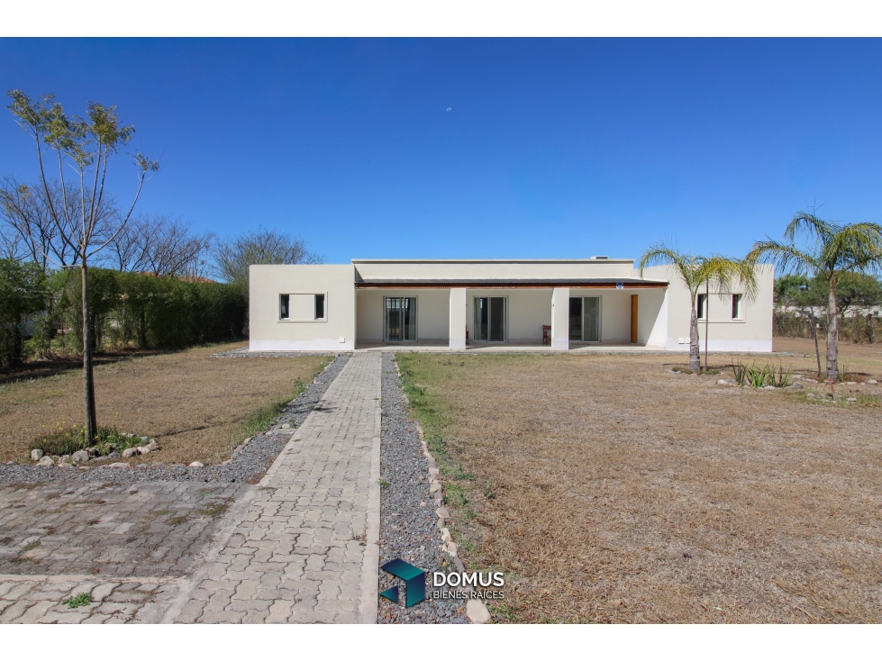 ALQUILER CASA EN SAN LORENZO CHICO