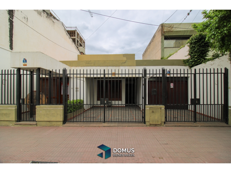 VENTA CASA EN MACROCENTRO