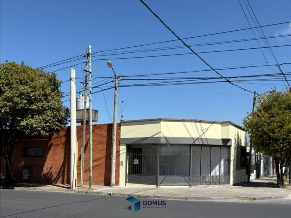 VENTA CASA BARRIO FERROVIARIO
