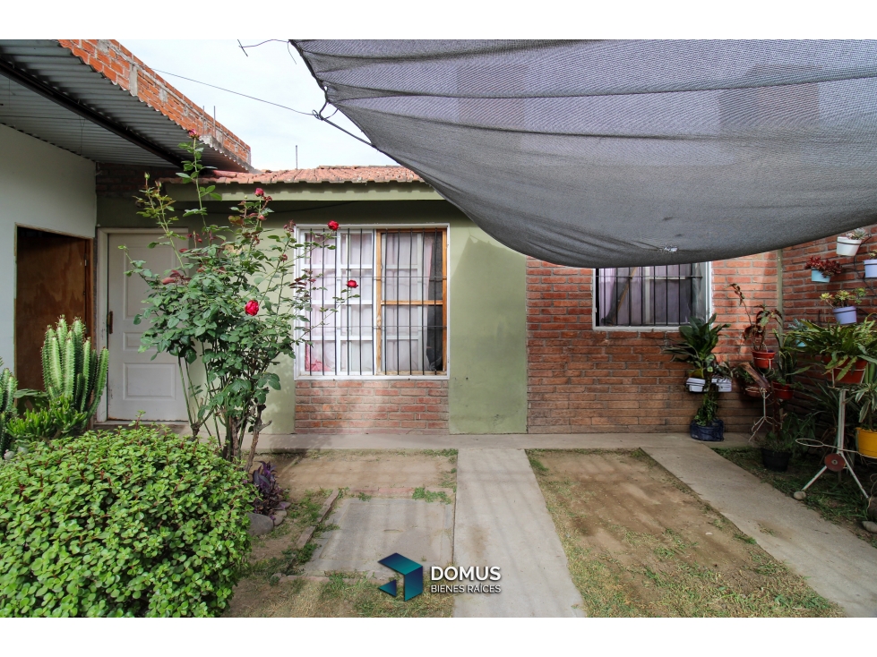 VENTA CASA BARRIO LOS LAPACHOS — foto 2