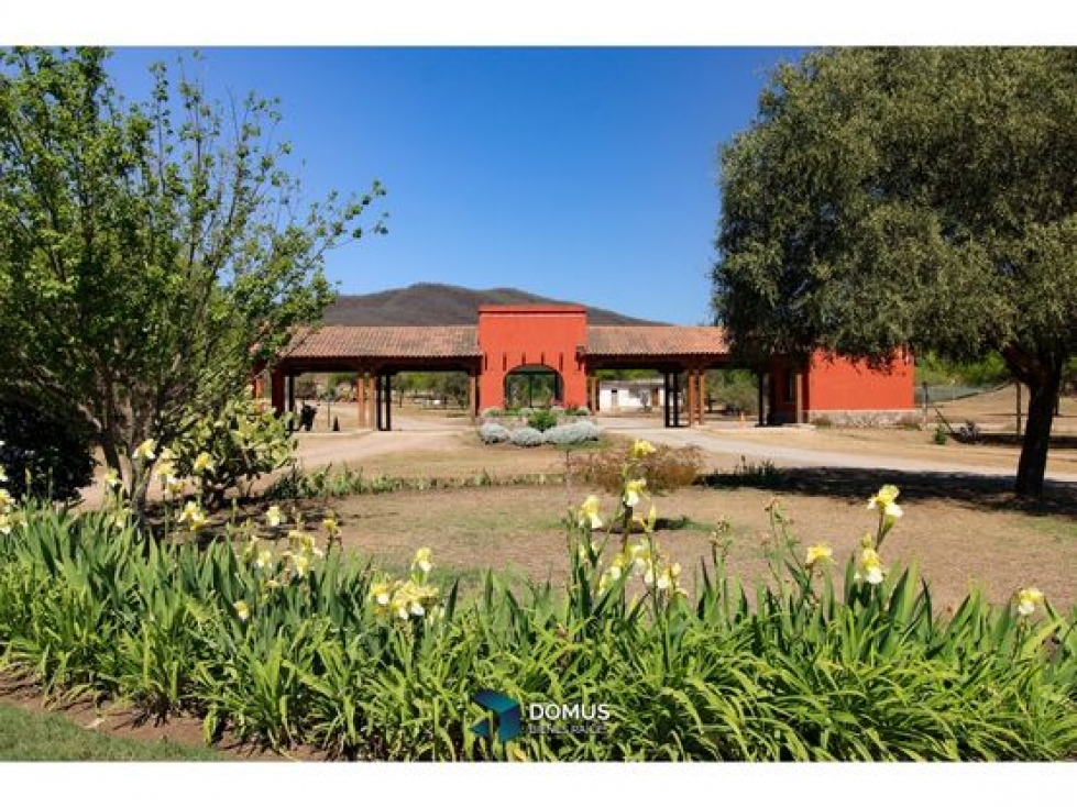 VENTA TERRENO EN CLUB DE CAMPO LAS CAÑADAS - 2