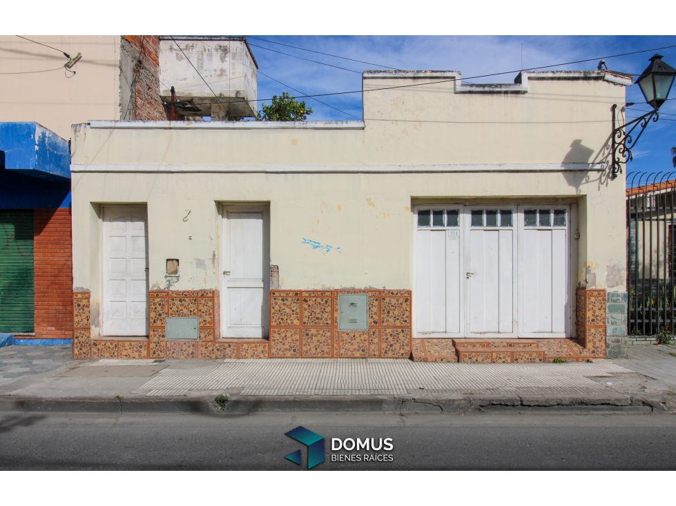 VENTA CASA A RECICLAR EN MACROCENTRO - 2
