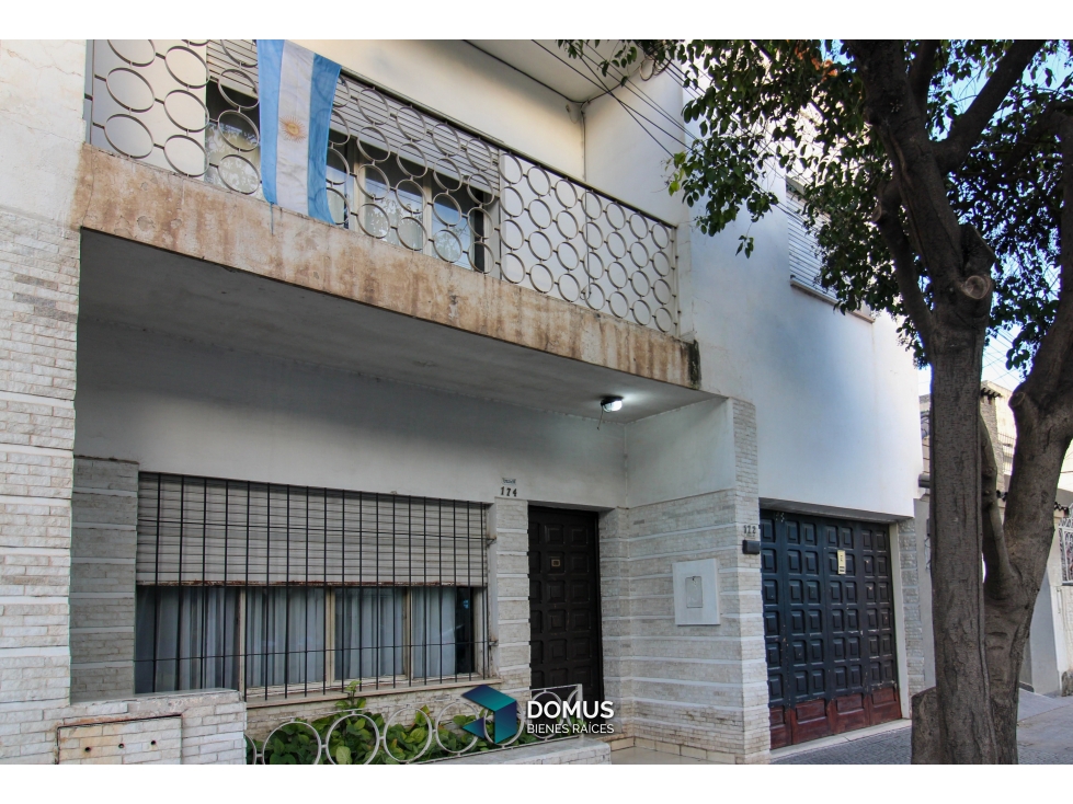 VENTA CASA EN MACROCENTRO - 2