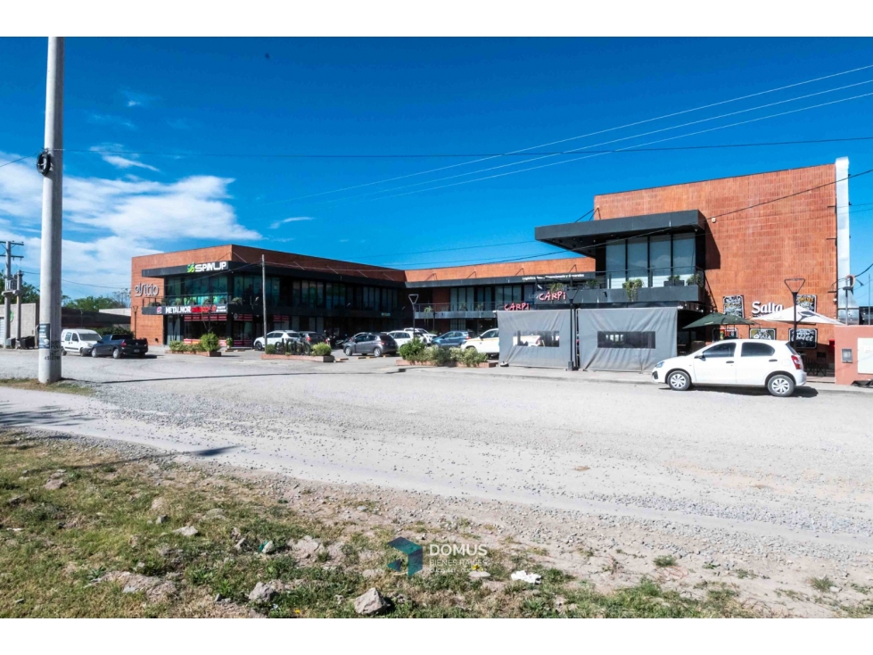 VENTA LOCAL COMERCIAL EN EL SITIO - SAN LORENZO CHICO - 2