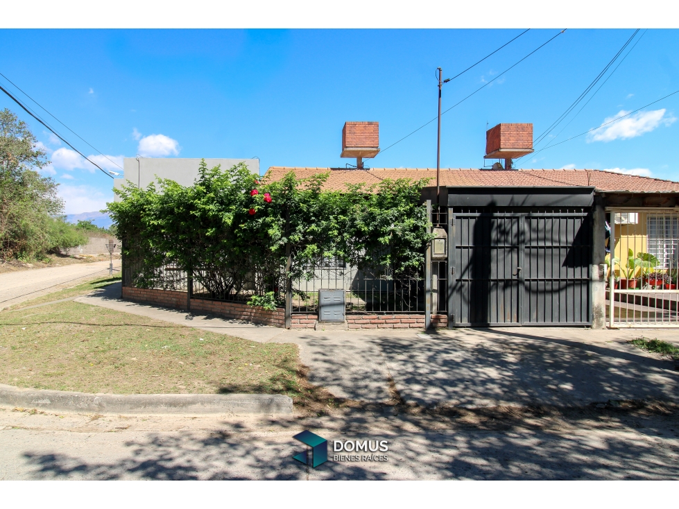 VENTA CASA ESQUINA EN BARRIO AMPLIACIÓN LOS CEIBOS — foto 4