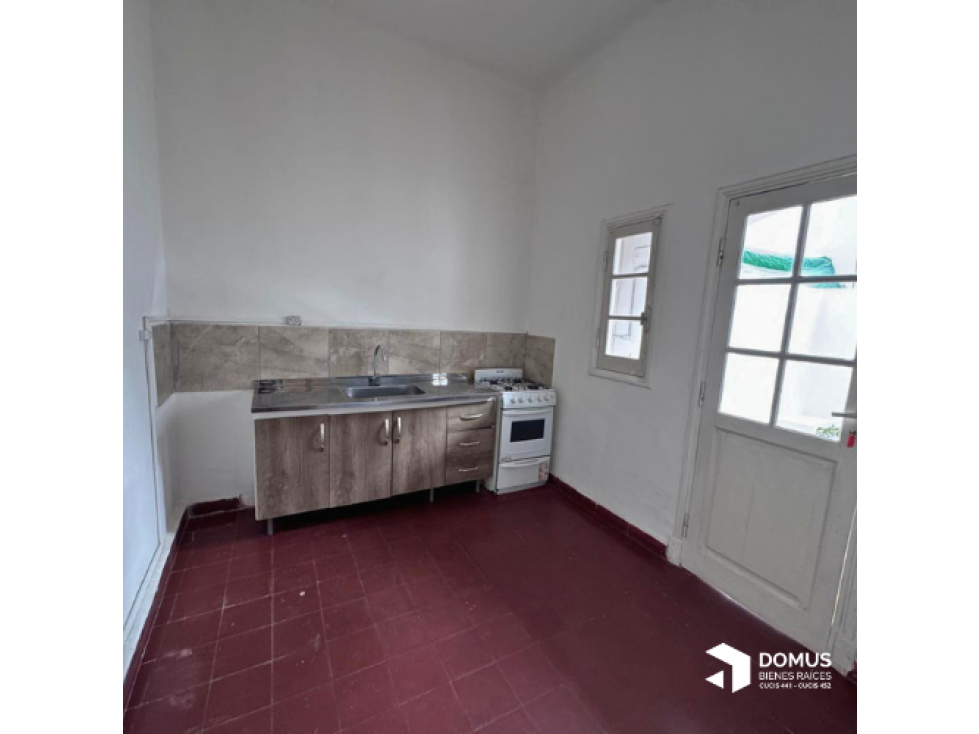 ALQUILER CASA INTERNA 2 AMBIENTES ZONA CENTRO - 6