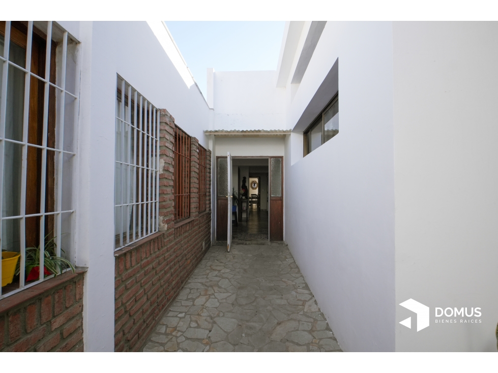 VENTA CASA ADOLFO GUEMES AL 500 - 4
