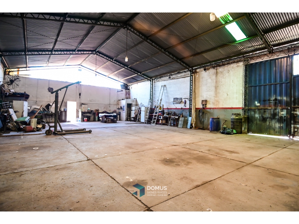 ALQUILER GALPON ZONA PARQUE INDUSTRIAL - 4