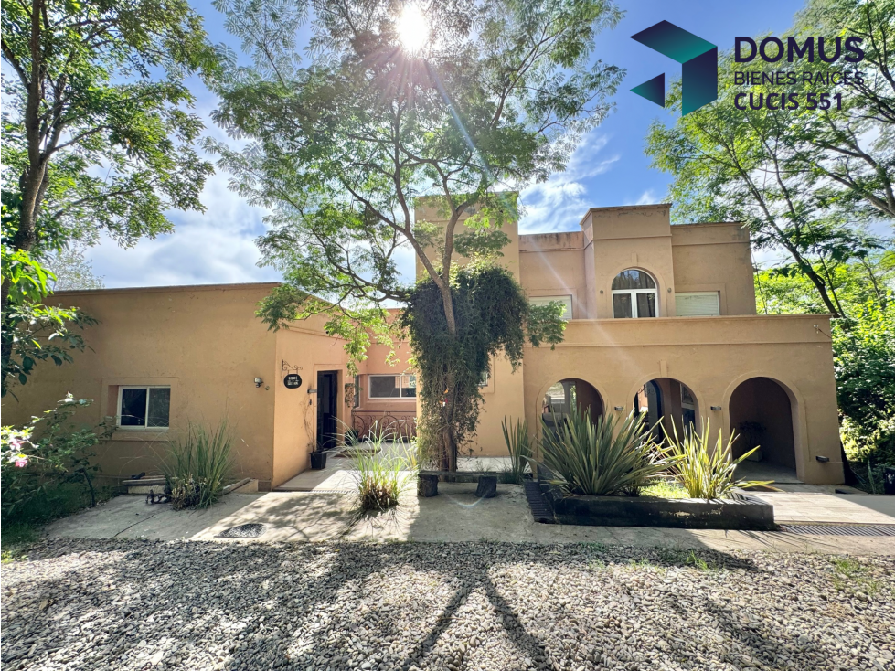 VENTA CASA SANTA MARIA DE LA AGUADA SAN LORENZO CHICO