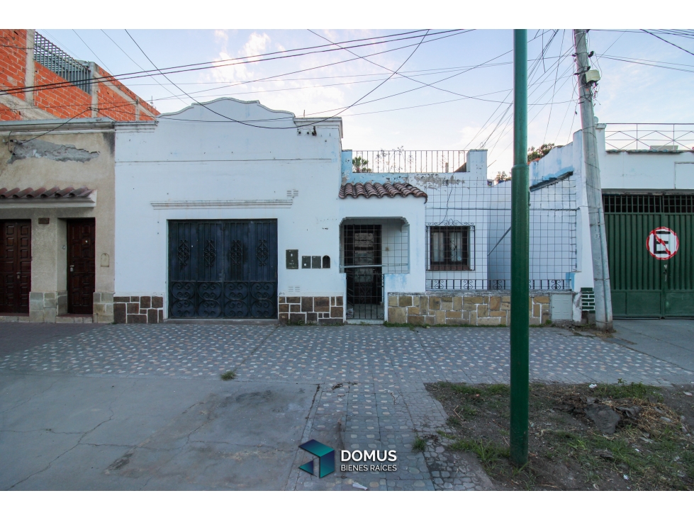 VENTA CASA - AV CHILE