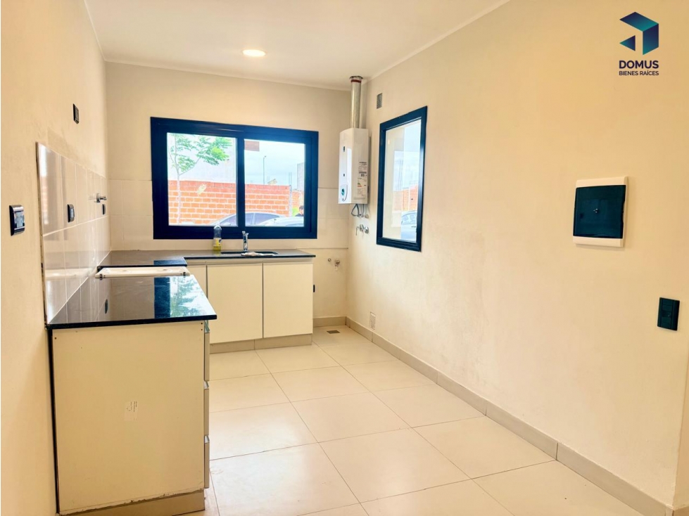 VENTA CASA VIA AURELIA CALEFACCIÓN CENTRAL CALDERA DUAL Y RADIADORES — foto 5