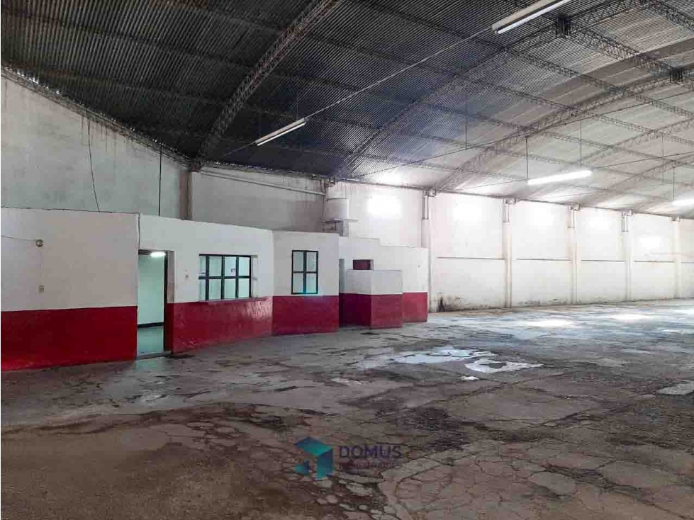 ALQUILER GALPON ZONA TAVELLA - 4