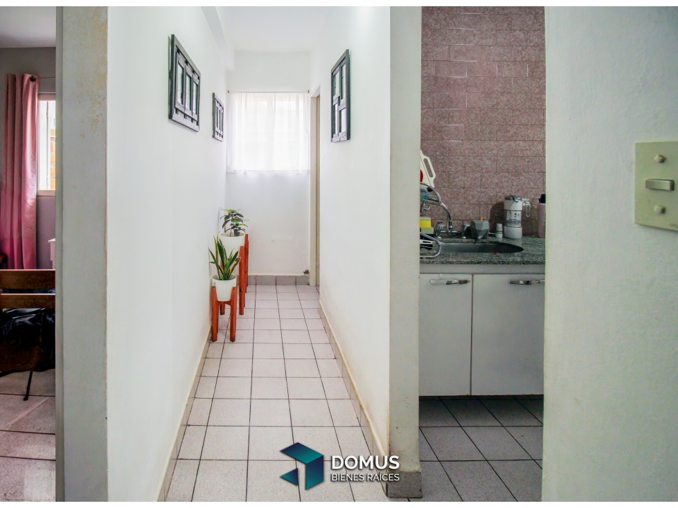 VENTA CASA B° SAN CARLOS ZONA SUR - 5