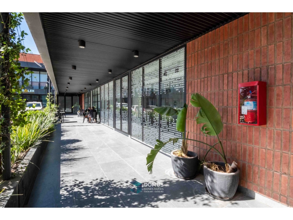 VENTA LOCAL COMERCIAL EN EL SITIO - SAN LORENZO CHICO - 6
