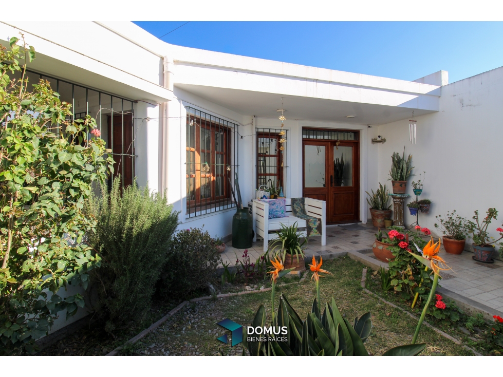 VENTA CASA EN SAN LORENZO CHICO BARRIO ABIERTO SEPTIEMBRE - 1