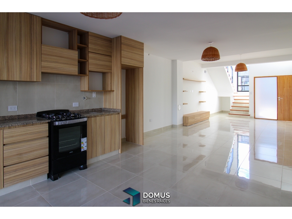 VENTA DUPLEX BARRIO GRAND BOURG - 2