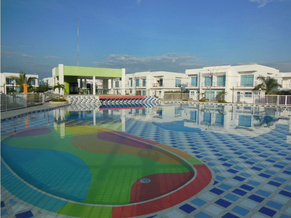 VENDO CASA DE DOS PISOS CON JACUZZI VIA GIRARDOT A LA VARIAN A IBAGUE — foto 2