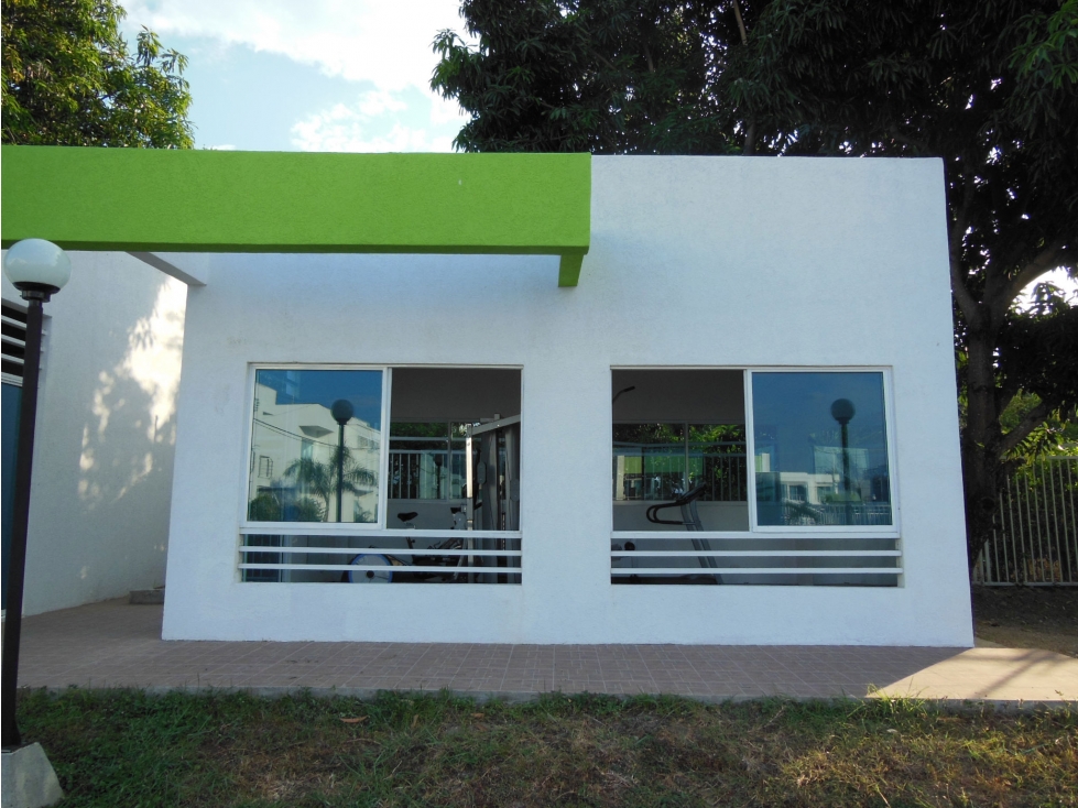 VENDO CASA DE DOS PISOS CON JACUZZI VIA GIRARDOT A LA VARIAN A IBAGUE — foto 5