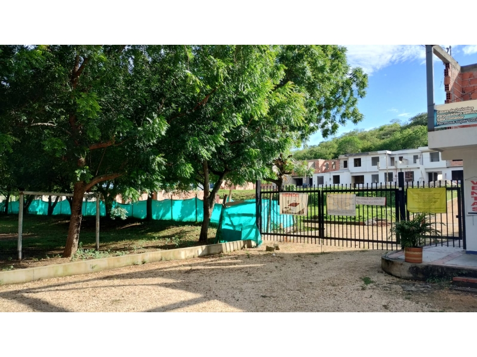 VENDO LOTES URBANOS DE 72 M2 POR EL ESTADIIO DE GIRARDOT CUNDINAMARCA - 5