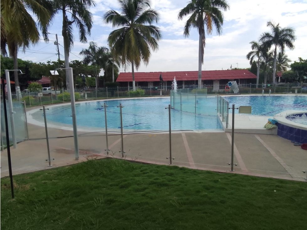 VENDO CASA CONJUNTO CERRADO VIA GIRARDOT A LA VARIANTE A IBAGUE