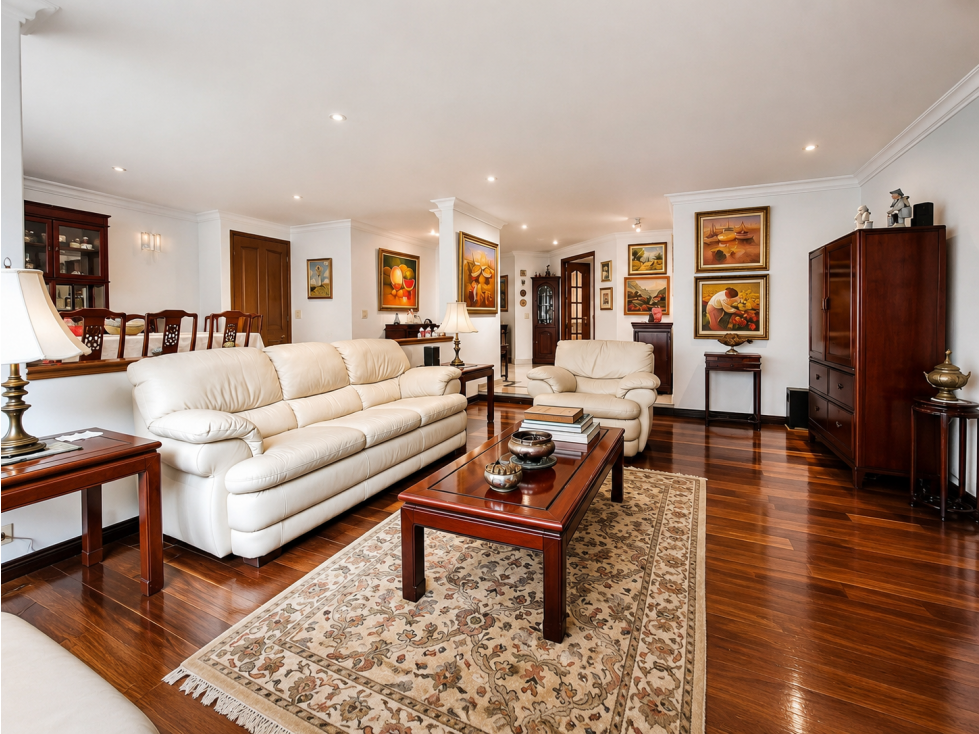 VENTA APARTAMENTO EN LA CAROLINA 208 M2