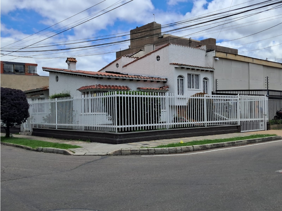 VENTA CASA ESQUINERA EN NUEVO COUNTRY