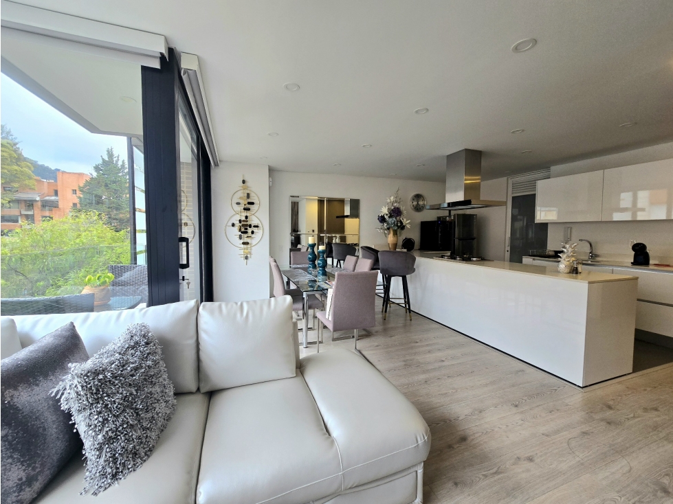 SE VENDE APARTAMENTO EN CHICÓ RESERVADO — foto 2