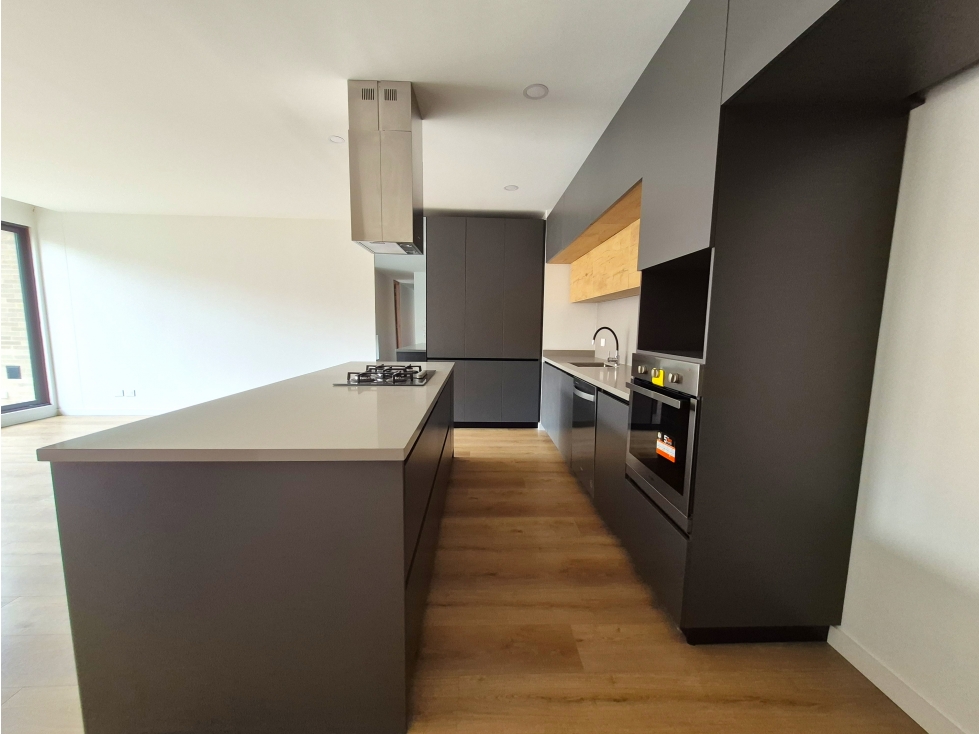 VENTA APARTAMENTO EN CHICO NAVARRA — foto 2