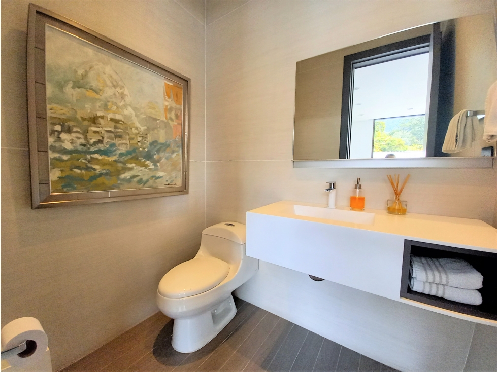SE VENDE ESPECTACULAR CASA EN SANTA ANA ORIENTAL — foto 4