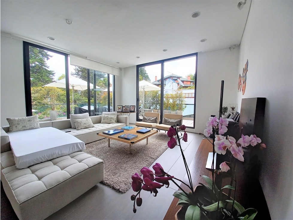 SE VENDE ESPECTACULAR CASA EN SANTA ANA ORIENTAL — foto 2