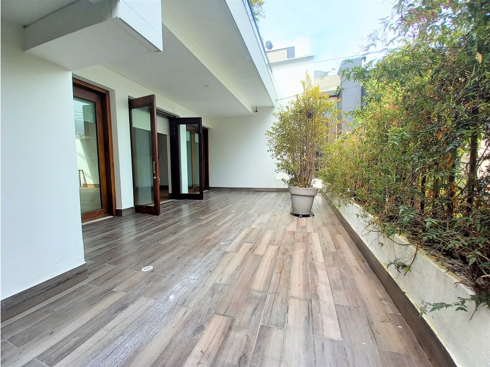 SE VENDE ESPECTACULAR CASA EN SANTA ANA ORIENTAL — foto 2