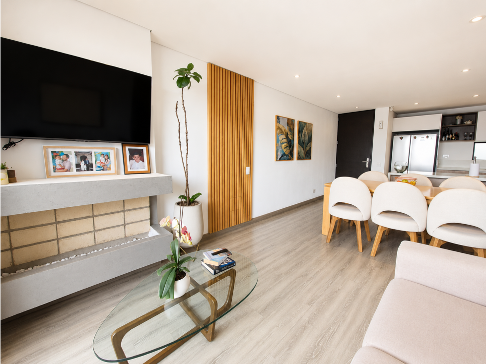 VENTA APARTAMENTO EN SANTA PAULA EXTERIOR CON BALCON — foto 3