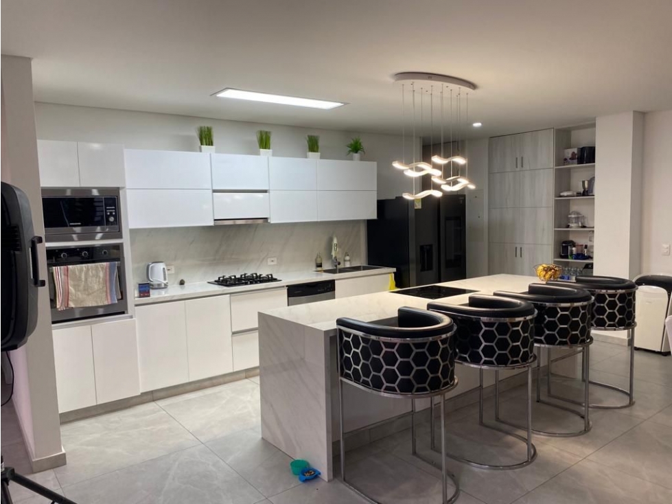 VENTA CASA LAGOS DEL PEÑOL GIRARDOT
